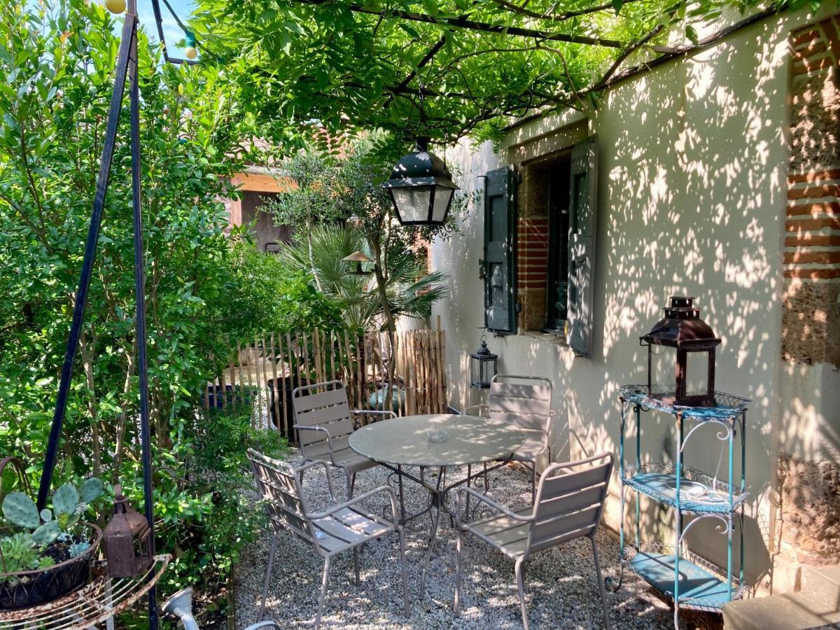16 Bis-Gite-Hotel-Studio Marssac-sur-Tarn Exterior photo